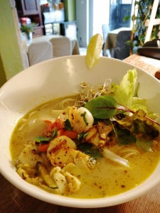 zupa ,,tajska " z krewetką i kurczakiem